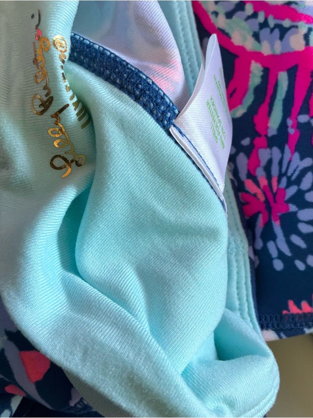 Lilly Pulitzer Maralyn Weekender Legging  Gypsea Girl Size Medium NWOT - Picture 11 of 16